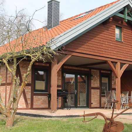 Comfy Farmhouse In Brusow With Garden Kröpelin Dış mekan fotoğraf