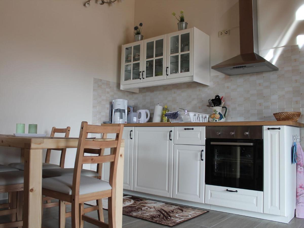 Comfy Farmhouse In Brusow With Garden Kröpelin Dış mekan fotoğraf
