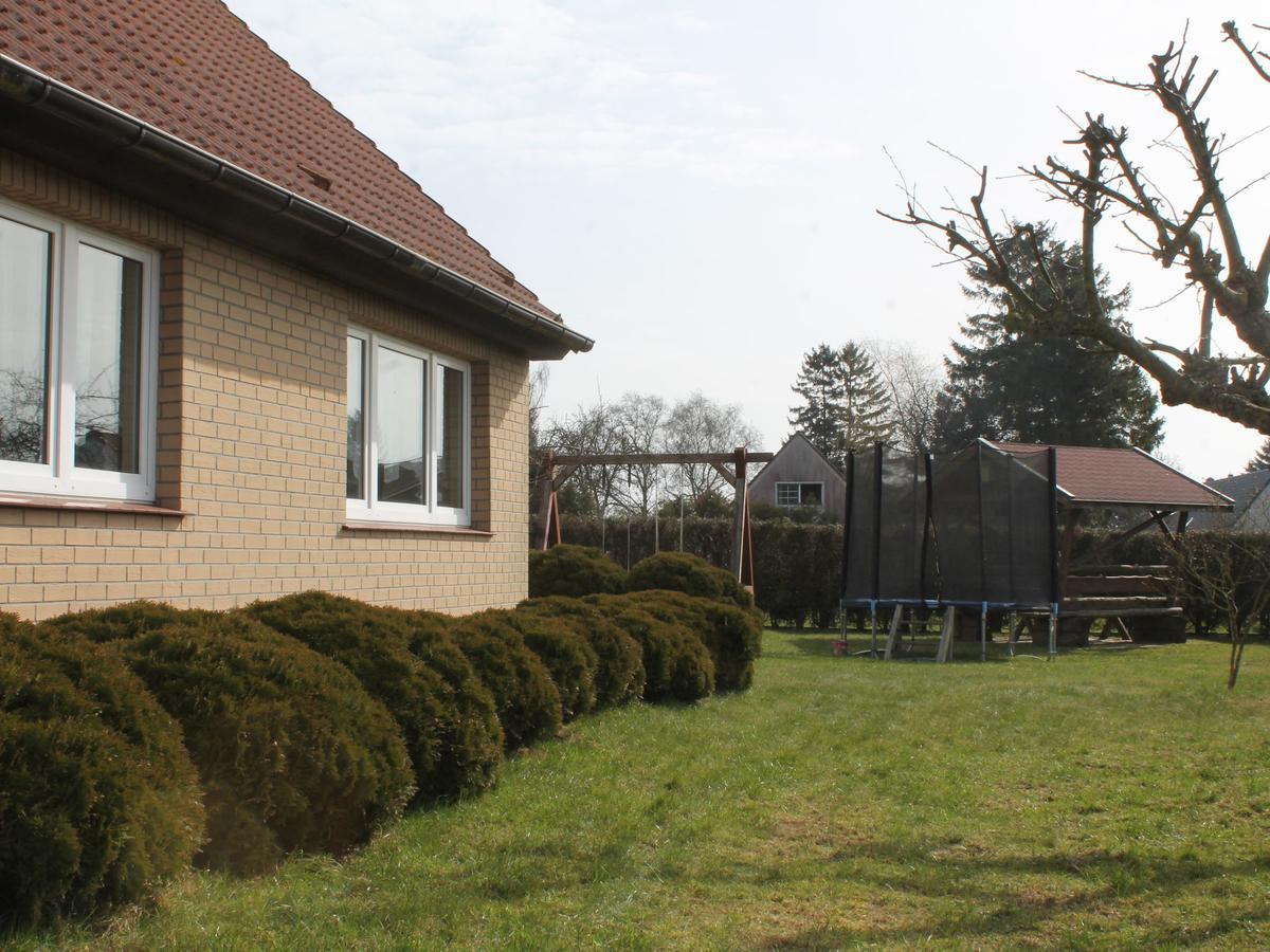 Comfy Farmhouse In Brusow With Garden Kröpelin Dış mekan fotoğraf